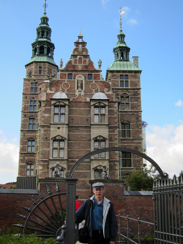 Bob and Rosenborg Castle